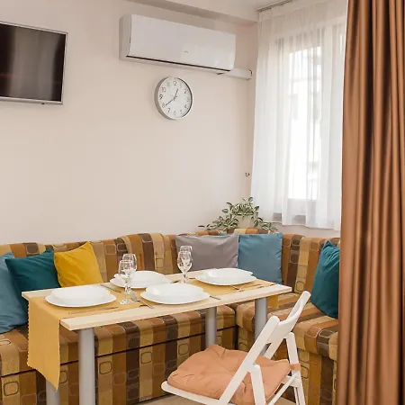 Апартаменты Bright In Location In By Flat Mаnager *